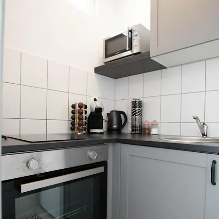 Apartament With Terrace And Sea View - Lucic *