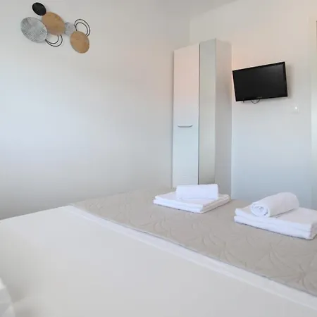 With Terrace And Sea View - Lucic