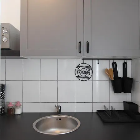 Apartament With Terrace And Sea View - Lucic *