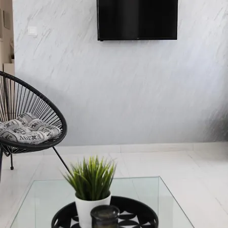 With Terrace And Sea View - Lucic Apartament Trogir