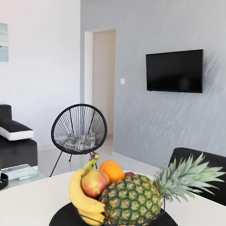 With Terrace And Sea View - Lucic *