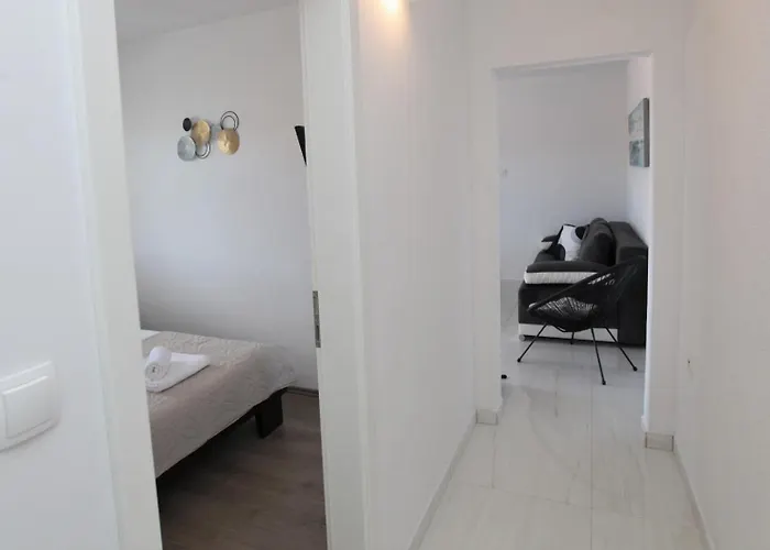 With Terrace And Sea View - Lucic *