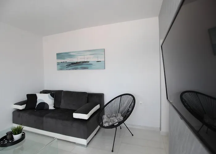 With Terrace And Sea View - Lucic