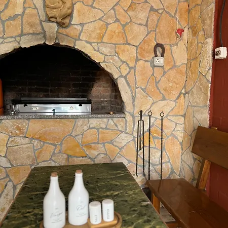 דירה With Terrace And Sea View - Lucic טרוגיר